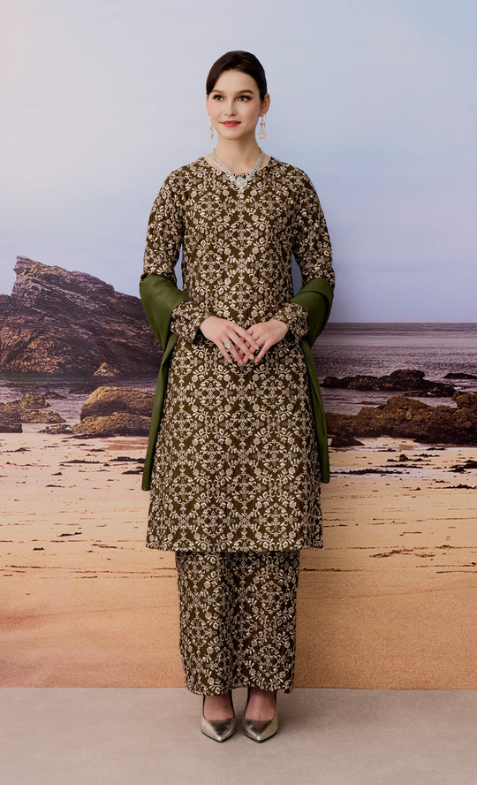 Centred Kurung in Olive