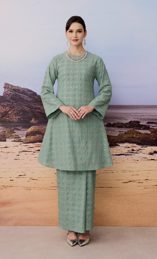 Balanced Kurung in Dusty Green