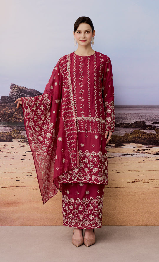 Grow Kurung in Merlott Red