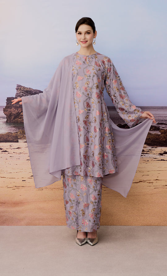 Ease Kurung in Dusty Lilac