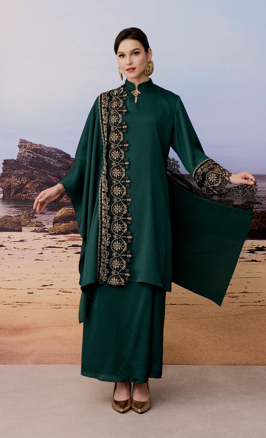Alive Kurung in Dark Green