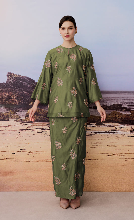 Eternal Kurung in Moss Green