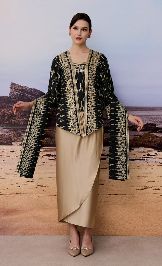 Delicate Kebaya 2.0 in Jet Black