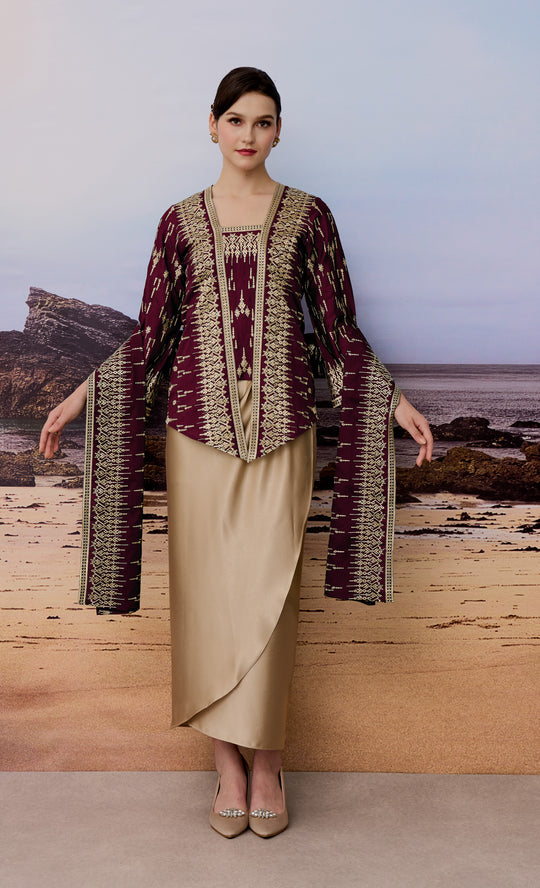 Delicate Kebaya 2.0 in Mahogany Red
