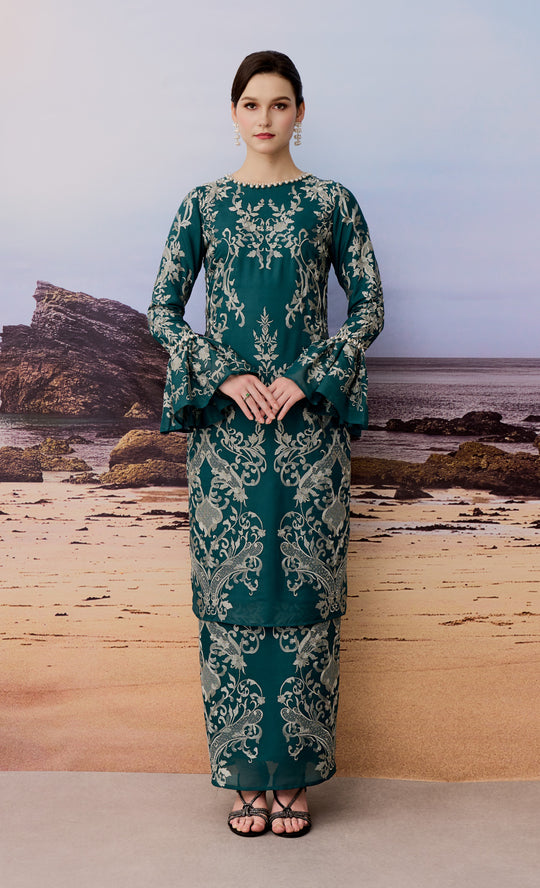 Persist Kurung in Alphine Green