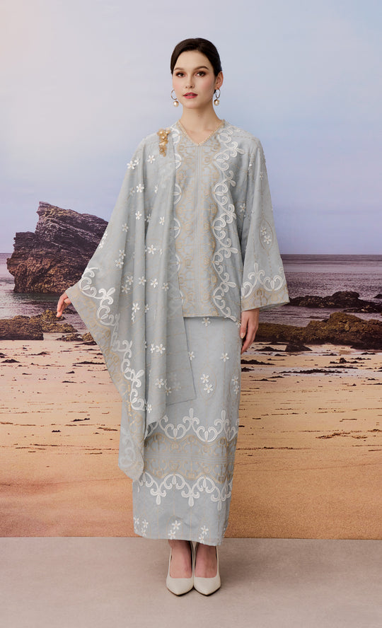 Rise Kurung Kedah in Grey