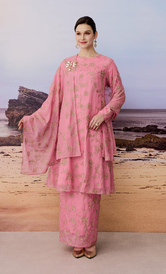 Earth Kurung in Tulip Pink
