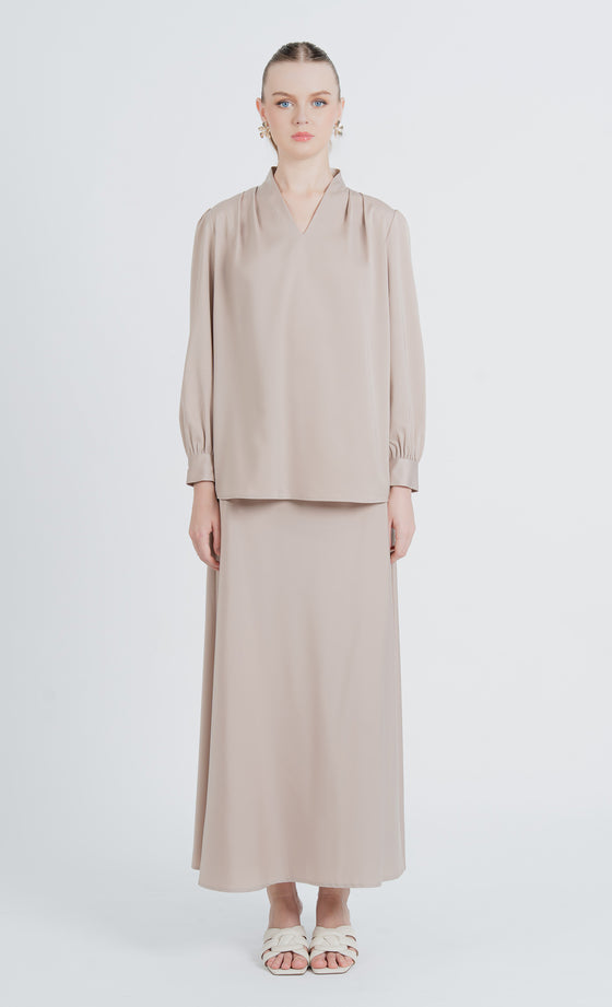 Elarine Top in Pale Khaki