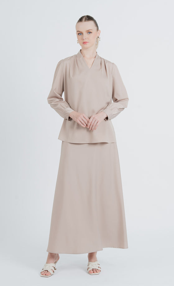 Elarine Top in Pale Khaki