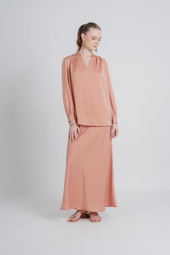 Elarine Top in Dusty Coral