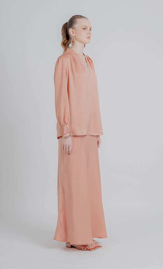 Elarine Top in Dusty Coral