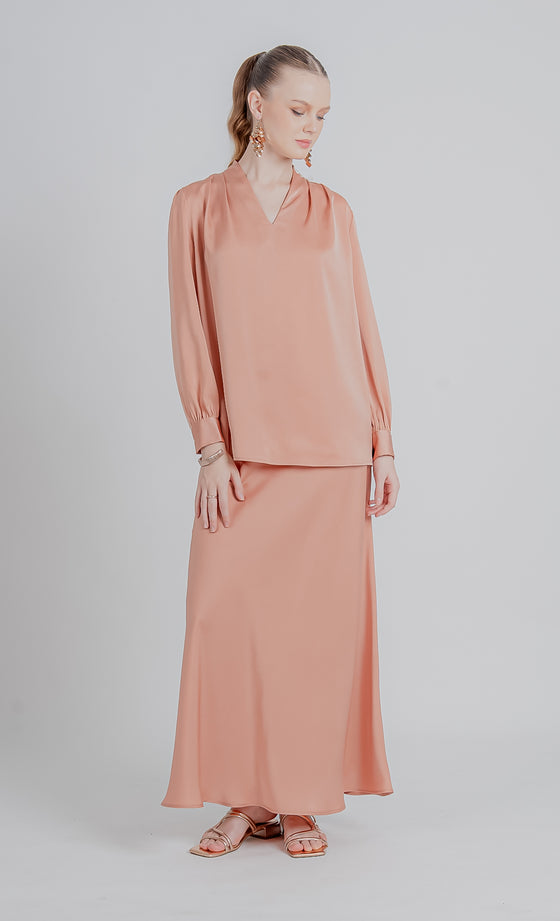 Elarine Top in Dusty Coral