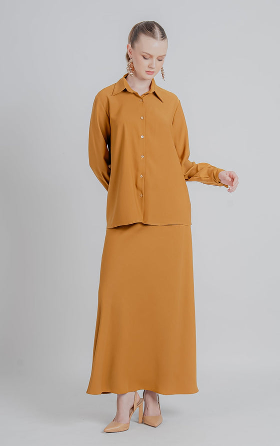 Elnara Skirt in Golden Brown