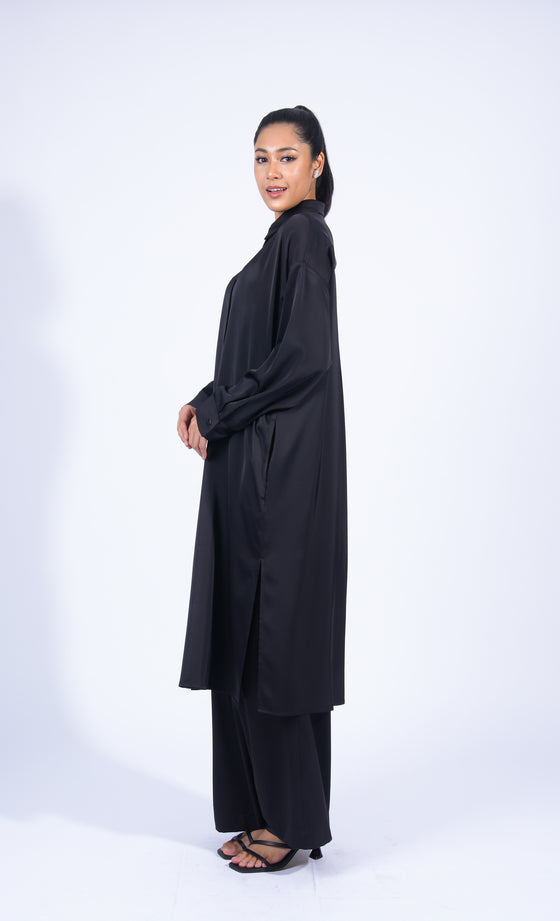 Miss Plush Oversized Shirt in Jet Black