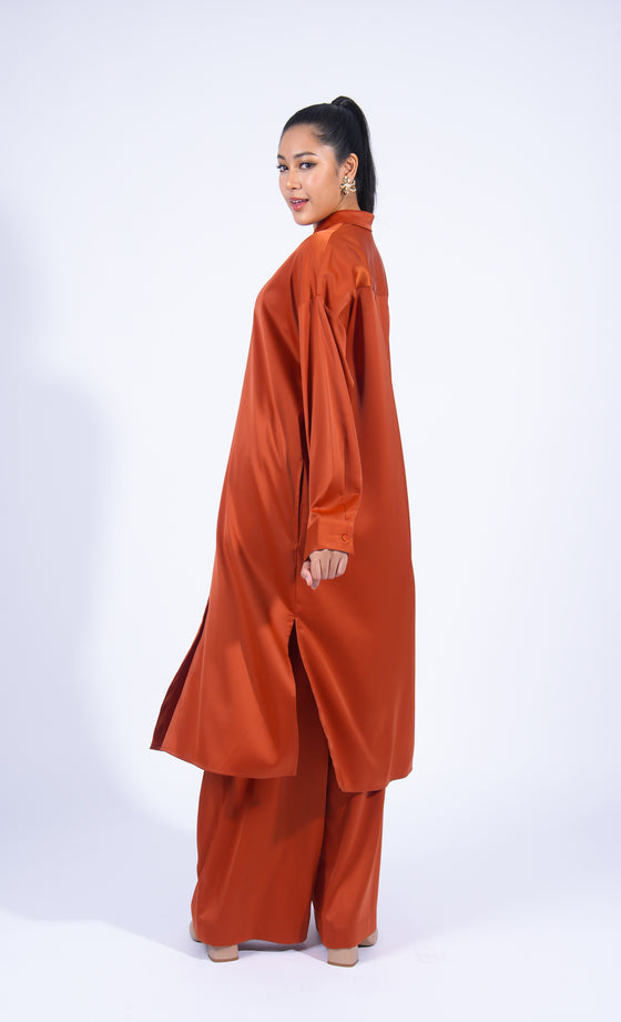 Miss Plush Oversized Shirt in Rust Orange