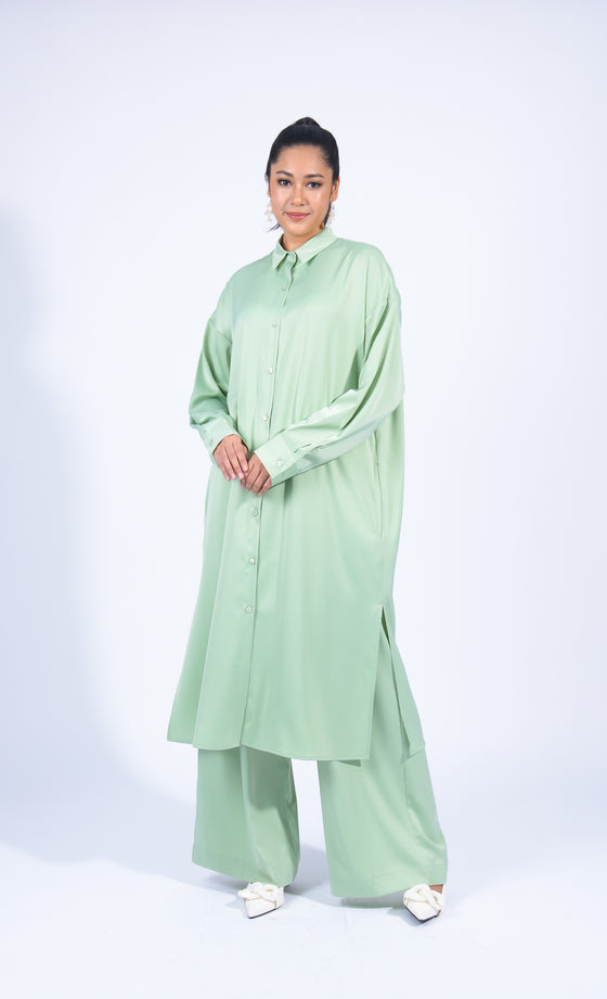 Miss Plush Oversized Shirt in Pastel Green