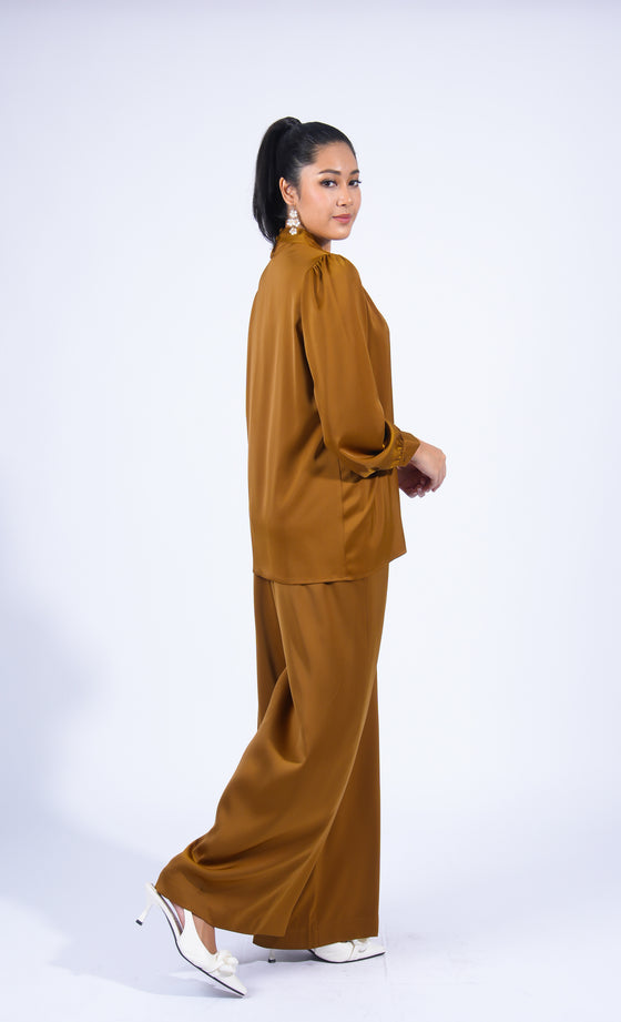 Miss Plush Top in Golden Brown