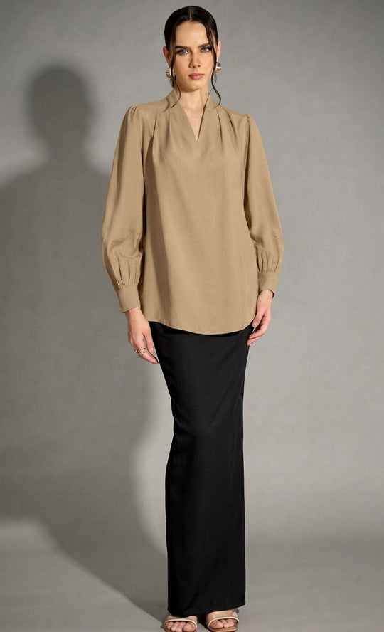 Nina Top in Hazelnut