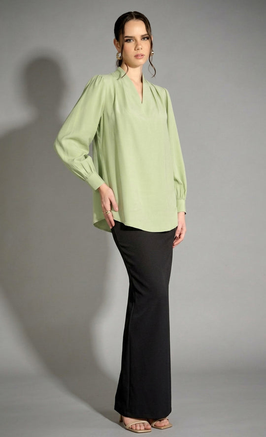 Nina Top in Meadow Green