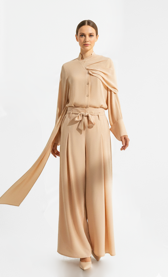 Aeris Palazzo in Peach