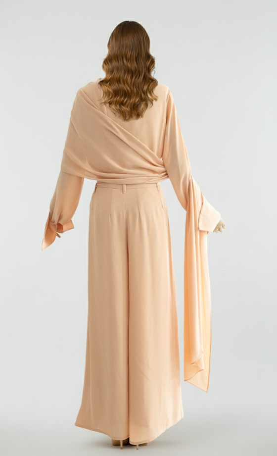 Aeris Palazzo in Peach