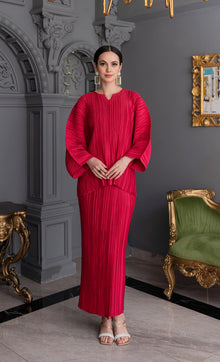  Miss Aurea Kurung Kedah in Barberry Pink
