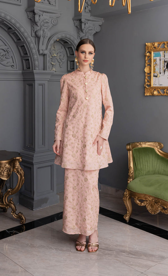 Luminous Kurung in Light Pink