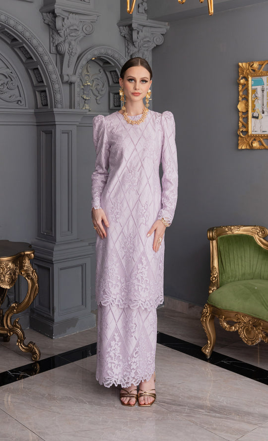Finesse Kurung in Pale Lilac