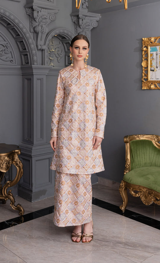 Allure Embroidery Kurung in Pink Tulle