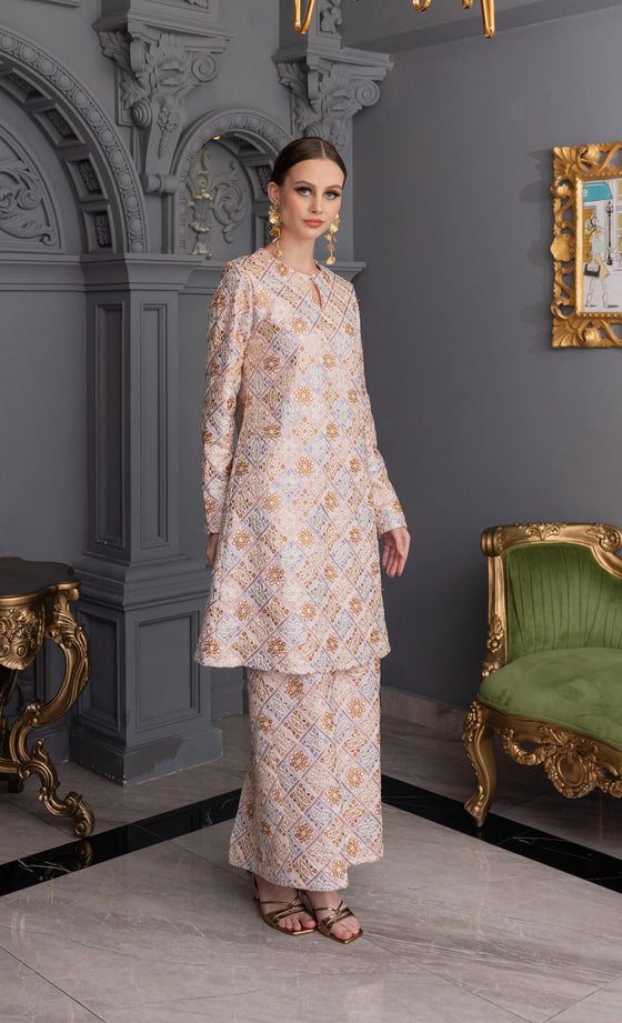 Allure Embroidery Kurung in Pink Tulle