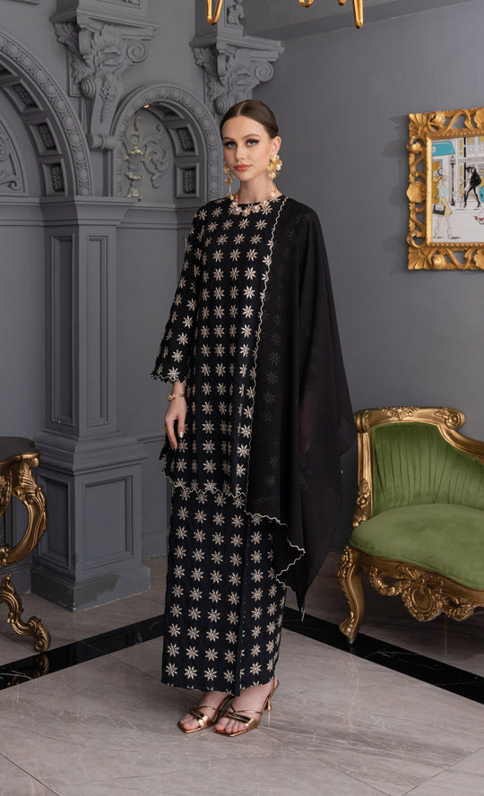 Larney Embroidery Shawl in Black
