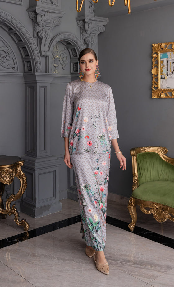 Pristine Kurung Kedah in Pearl Blue