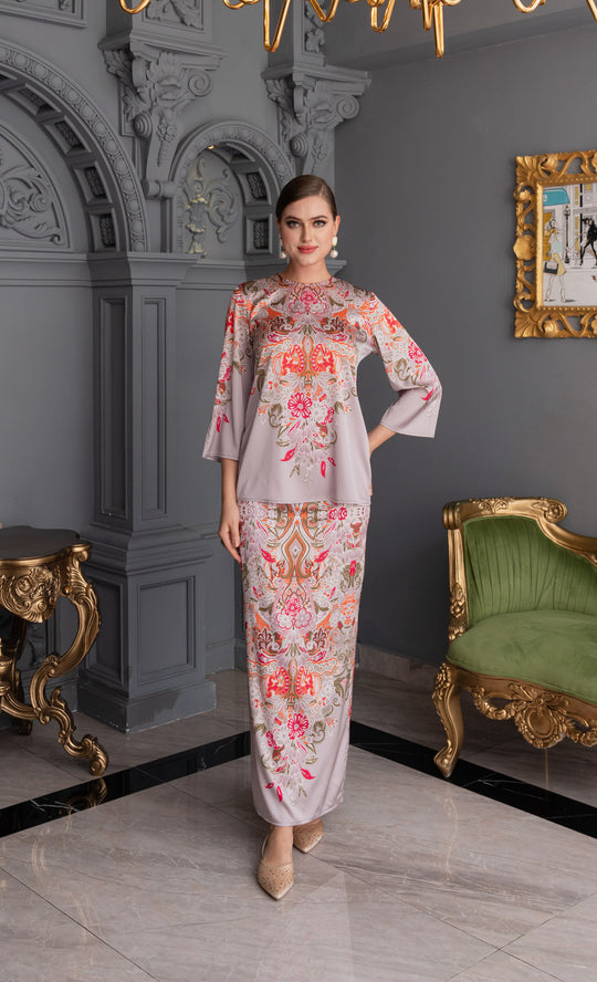 Paisley Kurung Kedah in Gray Lilac