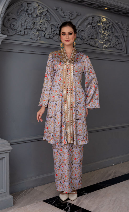 Delight Kebaya in Misty Lilac