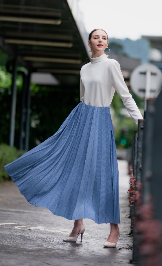 Miss Plush Skirt in Medium Blue