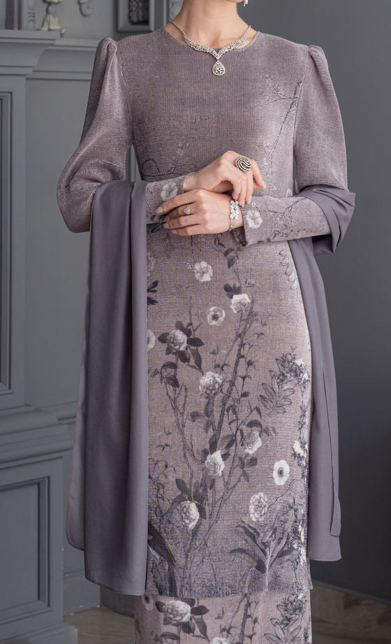 Miss Lush Kurung in Floral Grey