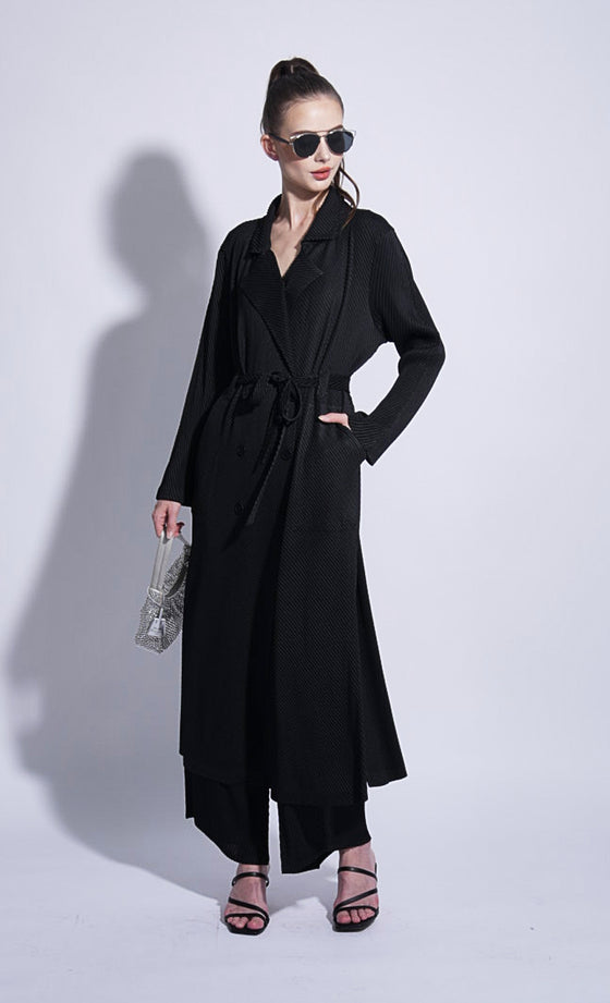 Miss Elevate Coat in Jet Black