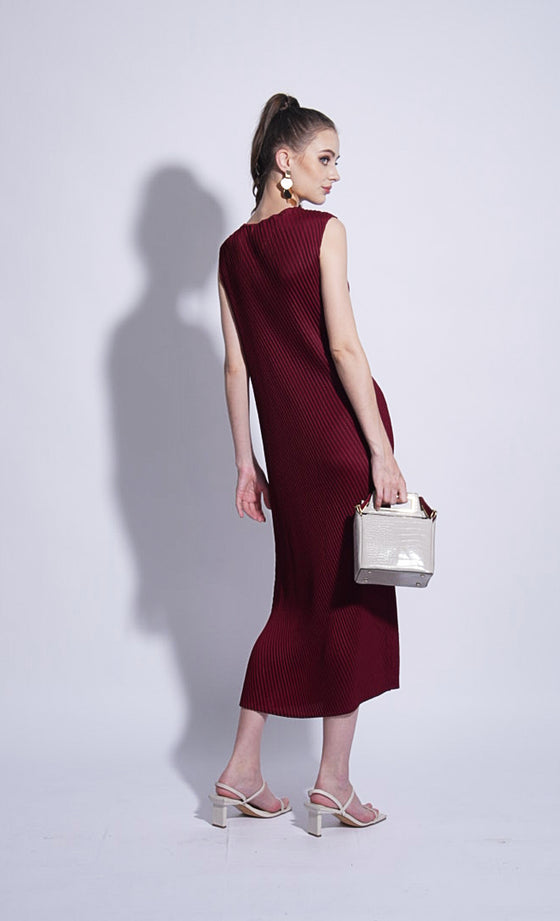 Miss Elevate Dress in Merlot Red