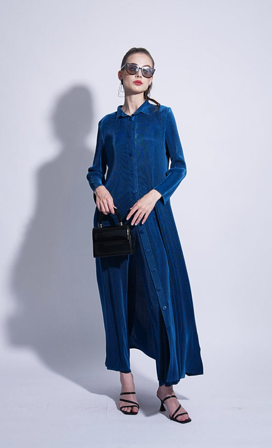 Miss Lush Long Shirt in Yale Blue