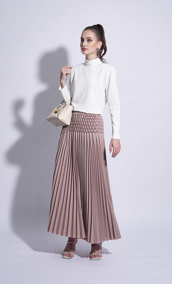 Miss Eminent Skirt in Light Taupe