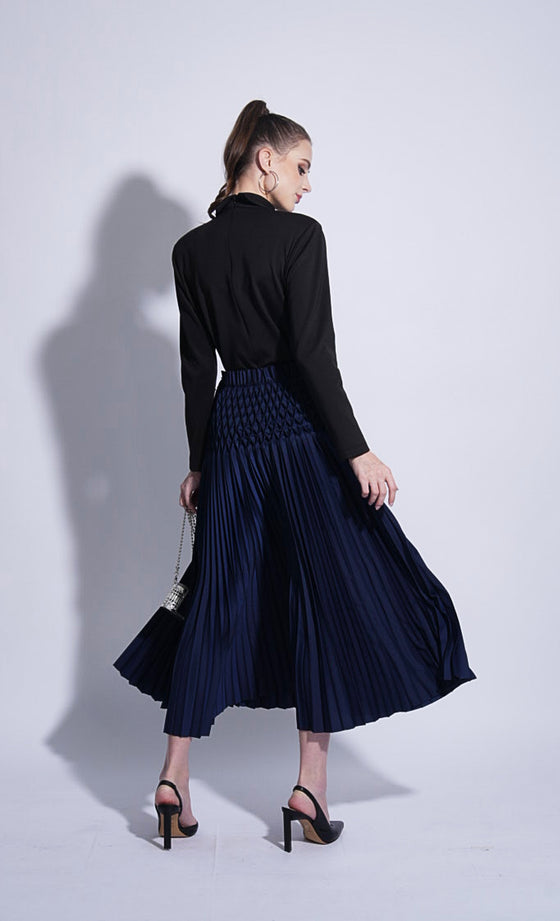 Miss Eminent Skirt in Midnight Blue