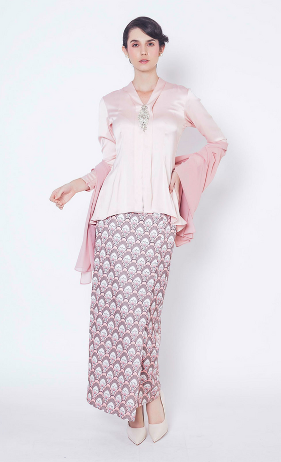 Flatten The Curve Kebaya in Dusty Pink