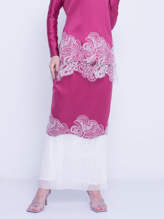 TQ Frontliners Kurung Lace in Hot Pink