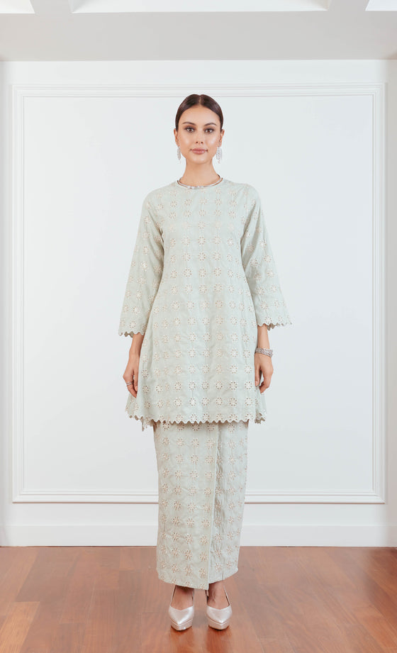 Reborn Kurung Riau in Green