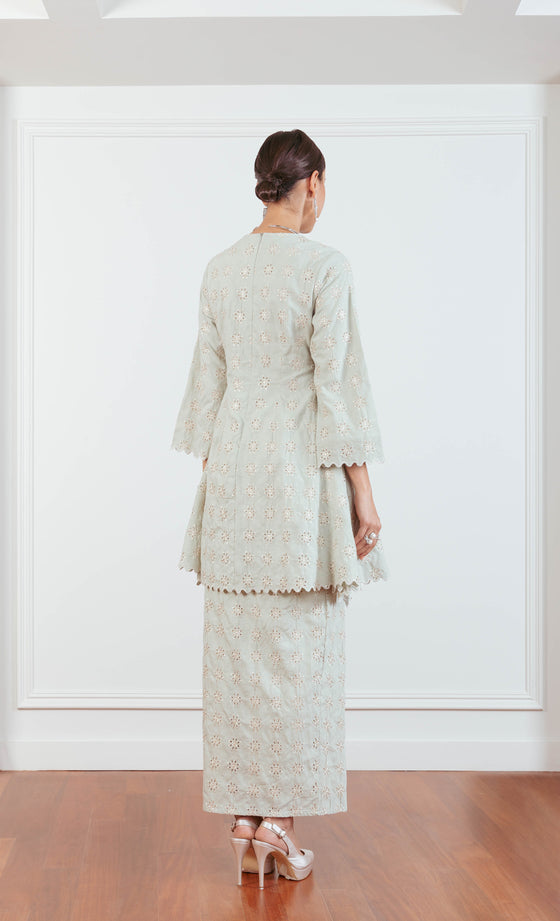 Reborn Kurung Riau in Green