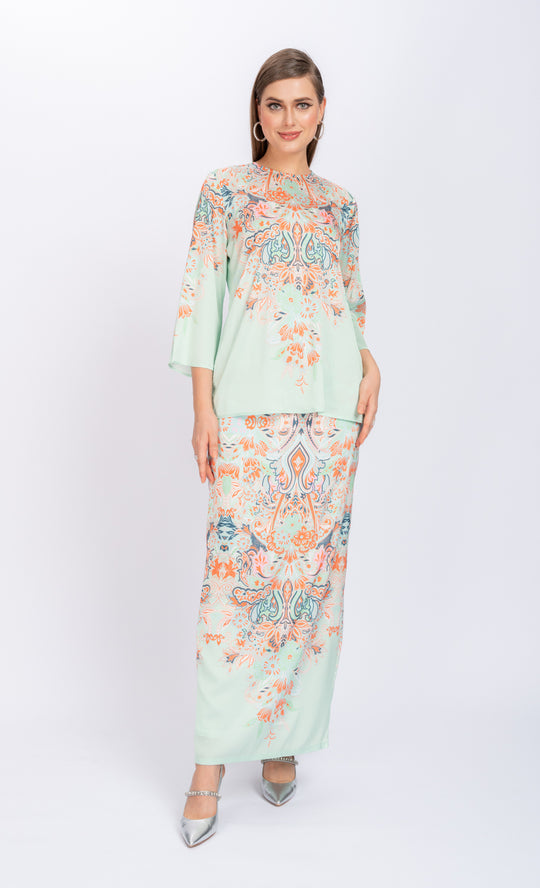 Paisley Kurung Kedah in Pastel Green