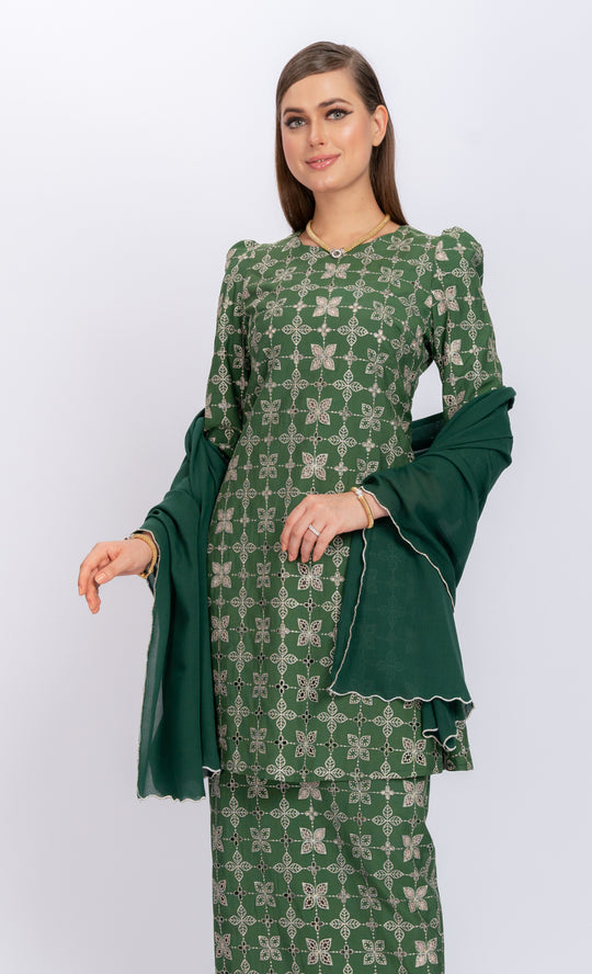 Larney Embroidery Shawl in Dark Green