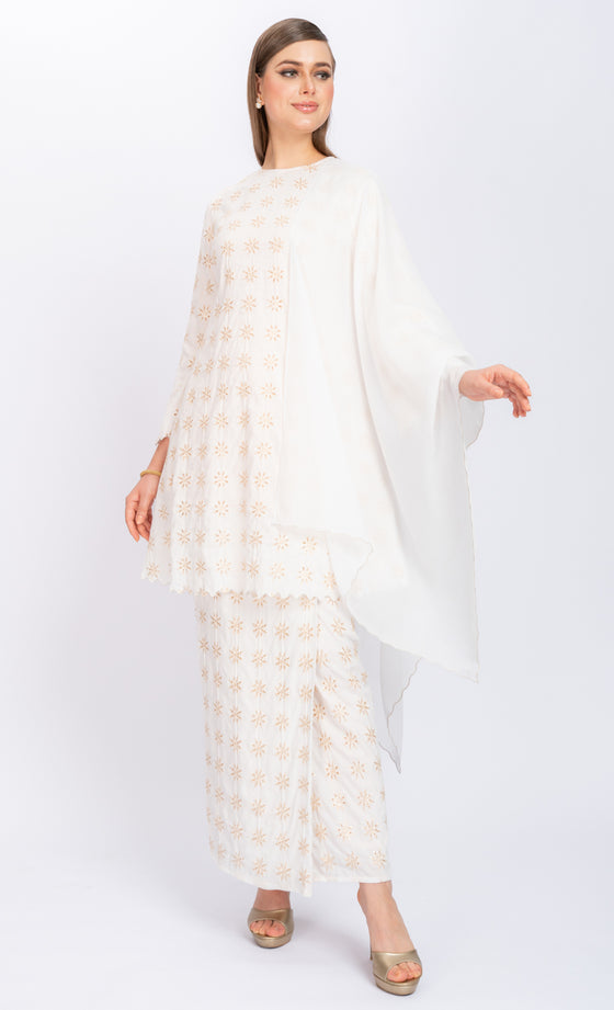 Reborn Embroidery Shawl in Ivory