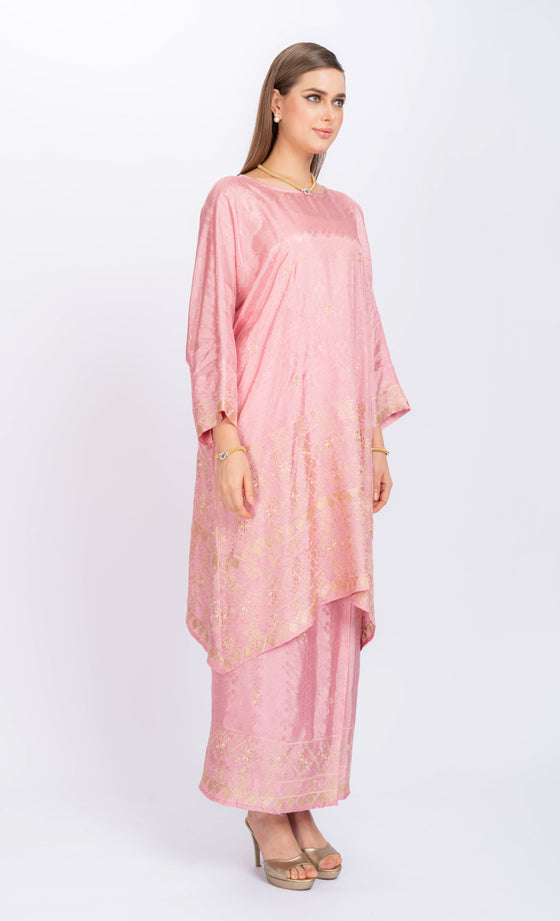 Miss Grace Kurung in Pink