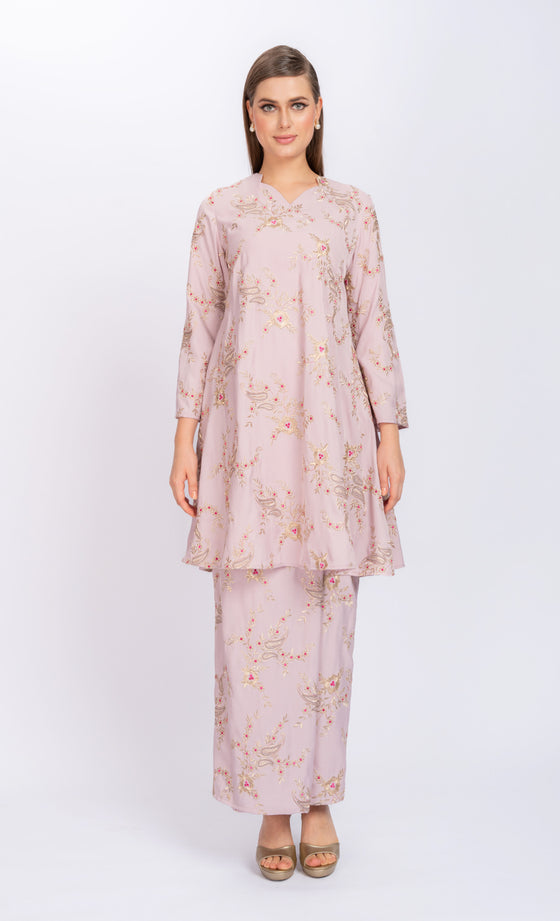 Modish Embroidery Kurung in Lilac